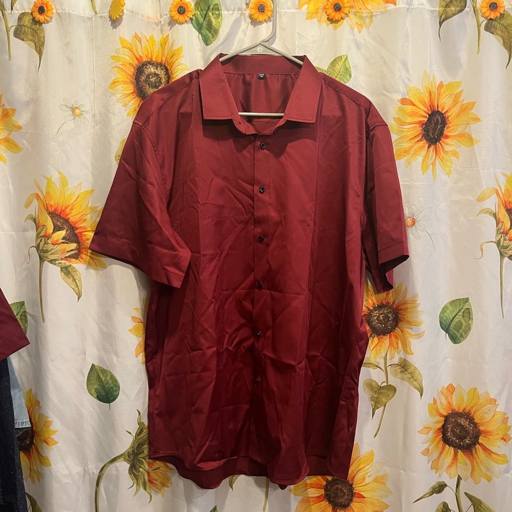 Men's Red Short Sleeve Shirt